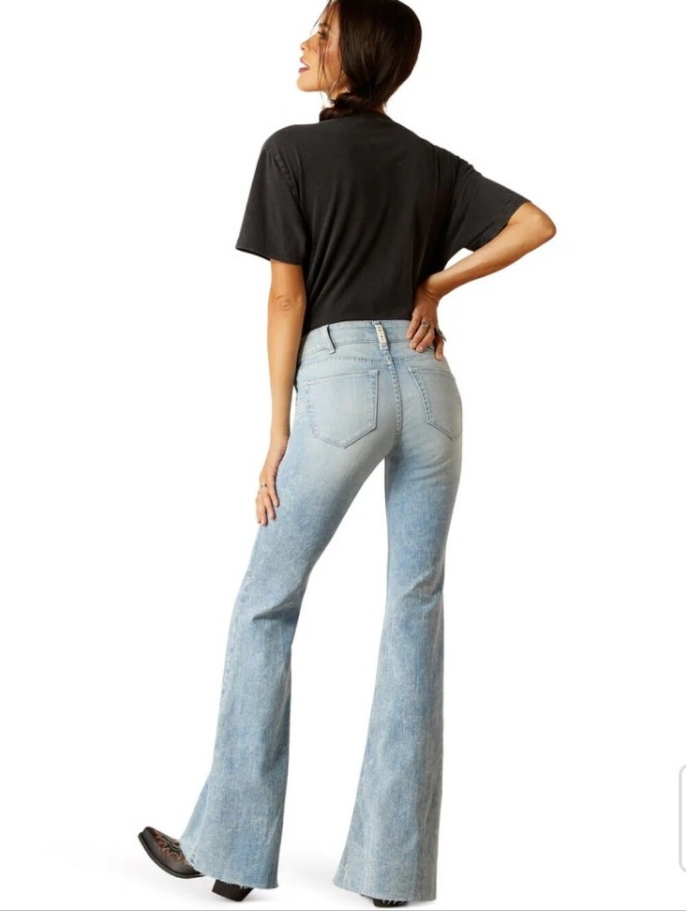 Ariat Perfect Rise Flare Jimena Jean In Snowland Light Wash Raw Hem - Picture 9 of 17